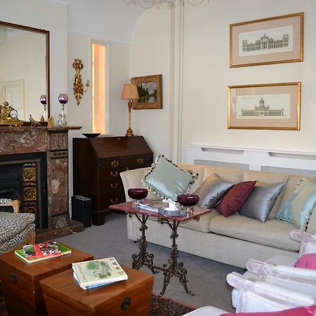 Cranleigh Hotel ไรเกท ภายนอก รูปภาพ